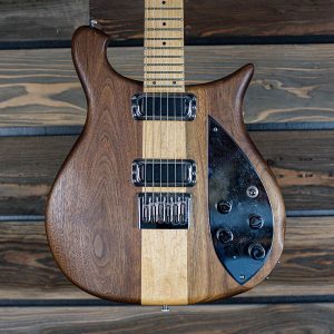 rickenbacker 1993, 650 walnut w original hard case