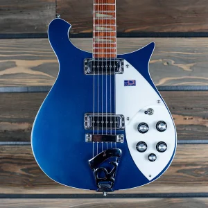 rickenbacker 2008 model 620 midnight blue with original case