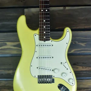 1983 fullerton reissue stratocaster in olympic white w case candy