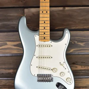 2005 fender custom shop '66 closet classic firemist silver w coa & ohsc