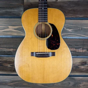 Martin 1963 00-18 w Hard Case
