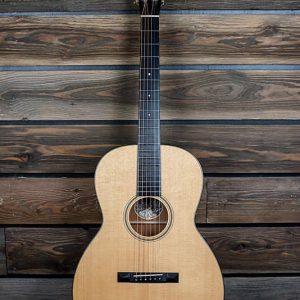 collings 2008 0001 sprucemahogany w original hard case